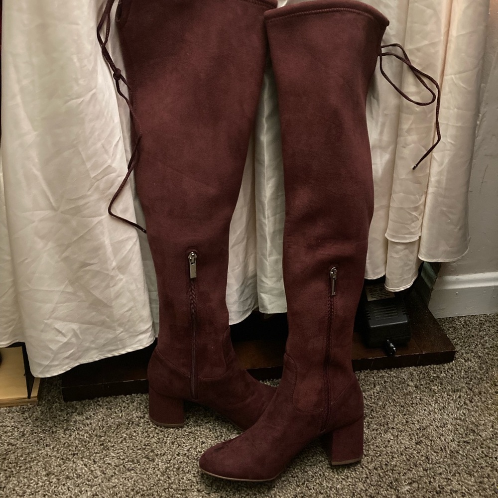 G.i.l.I size five burgundy over the knee boots! NWOT!